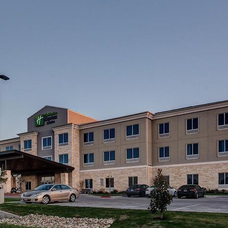 Holiday Inn Express & Suites Gatesville - N. Ft Hood, An Ihg Hotel Exterior foto